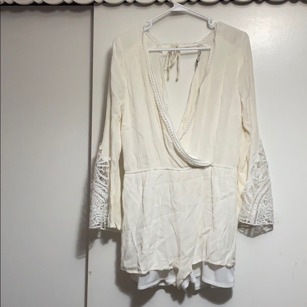 White long sleeve romper